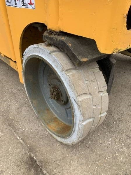 Scissor lift Haulotte Compact 14 - 14 m, electric: picture 14 Scissor lift Haulotte Compact 14 - 14 m, electric: picture 14