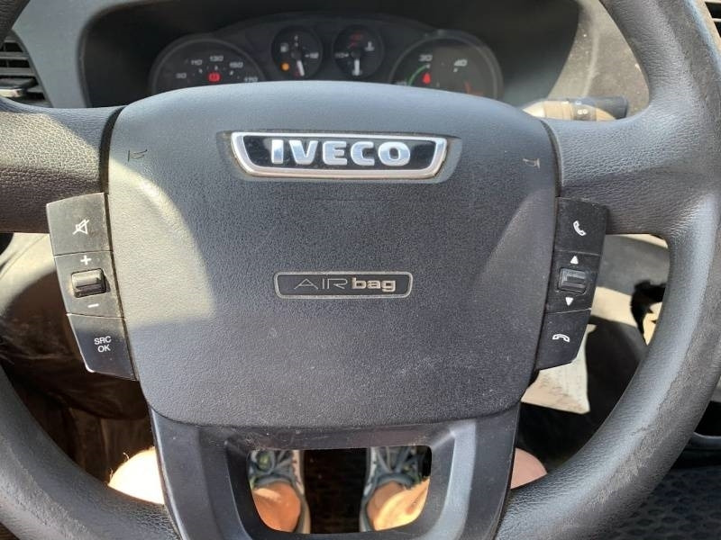 Iveco 35C13 - Tipper  on lease Iveco 35C13 - Tipper: picture 13