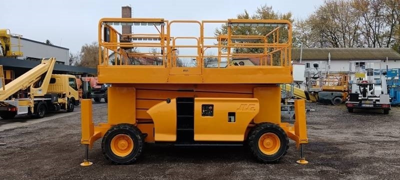 JLG 4394RT - 15m, 4x4, diesel - Scissor lift: picture 4 JLG 4394RT - 15m, 4x4, diesel - Scissor lift: picture 4