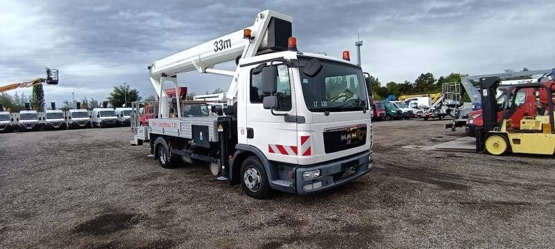 MAN TGL 7.150 Ruthmann T330 - 33m - 320 kg - Truck mounted aerial platform: picture 1 MAN TGL 7.150 Ruthmann T330 - 33m - 320 kg - Truck mounted aerial platform: picture 1