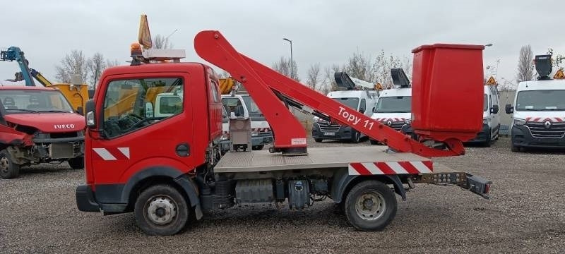 Nissan Cabstar France Elevateur Topy 11 - 11 m - Truck mounted aerial platform: picture 5 Nissan Cabstar France Elevateur Topy 11 - 11 m - Truck mounted aerial platform: picture 5