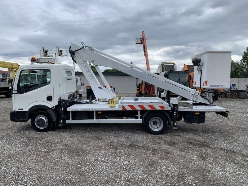 Nissan Cabstar Multitel 160 ALU DS - 16m - Truck mounted aerial platform: picture 4 Nissan Cabstar Multitel 160 ALU DS - 16m - Truck mounted aerial platform: picture 4
