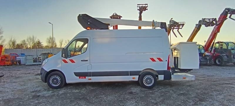 Truck mounted aerial platform Renault Master Klubb K32: picture 8