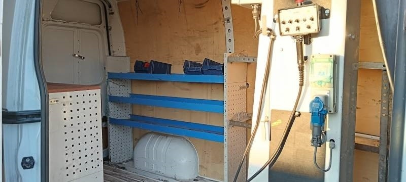 Truck mounted aerial platform Renault Master Klubb K32: picture 15