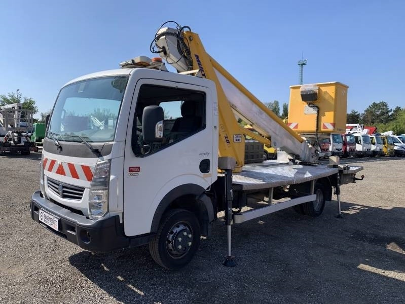 Renault Maxity Multitel MT202DS - 20m - 200 kg - Truck mounted aerial platform: picture 2 Renault Maxity Multitel MT202DS - 20m - 200 kg - Truck mounted aerial platform: picture 2