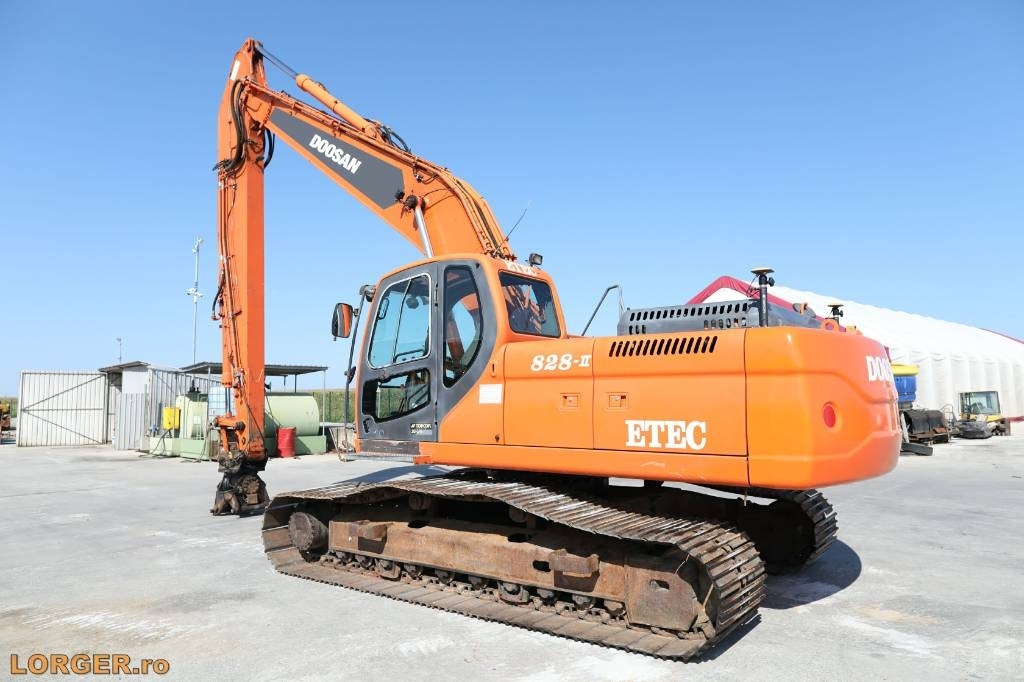 Doosan (Etec) DX 300 - Long Reach Boom 14m + 3D GPS TOPCO - Excavator: picture 2 Doosan (Etec) DX 300 - Long Reach Boom 14m + 3D GPS TOPCO - Excavator: picture 2