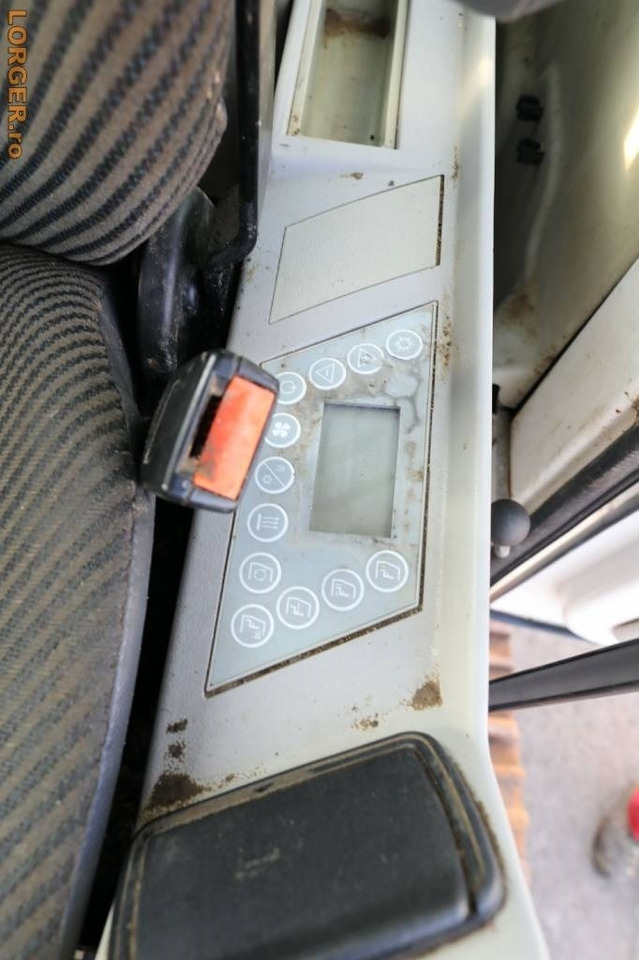 Crawler excavator Liebherr R 916 LC: picture 14