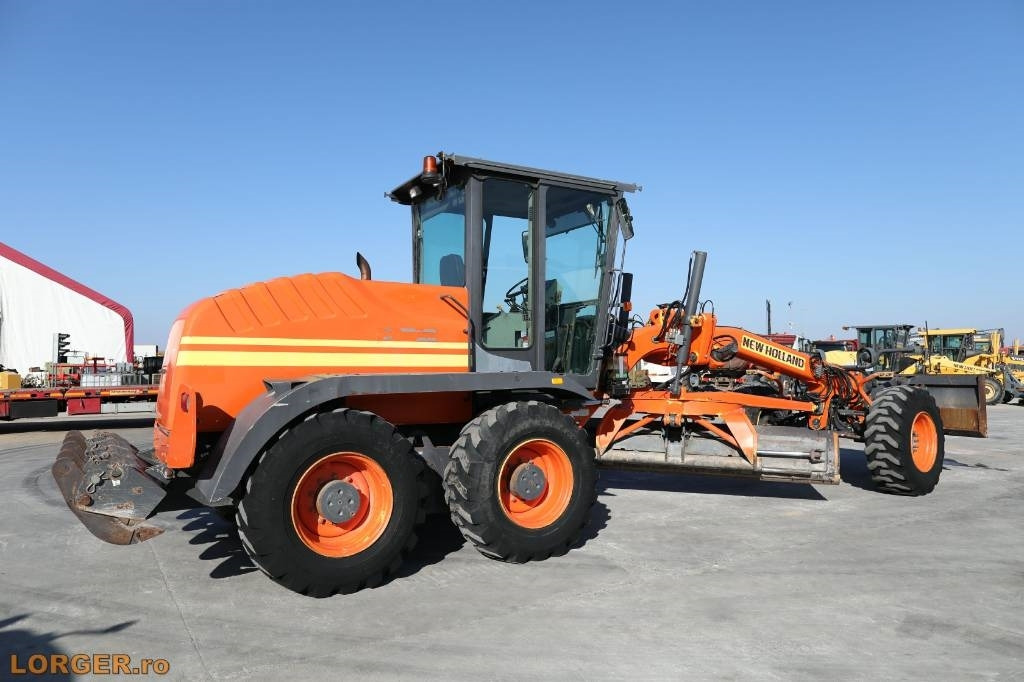 New Holland F 156.6 A with 3D GPS System - Grader: picture 2 New Holland F 156.6 A with 3D GPS System - Grader: picture 2