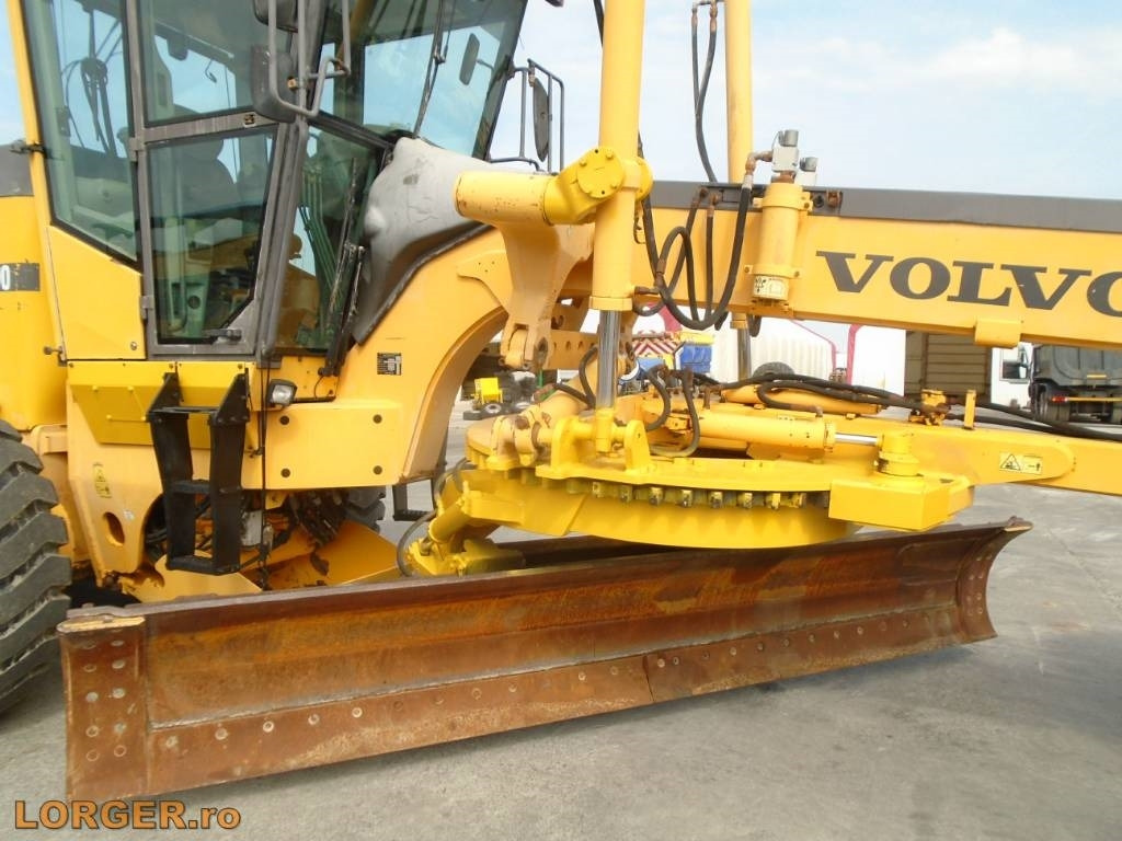 Grader Volvo G 990: picture 8