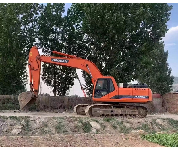 2019 Doosan DH300-7 - Crawler excavator: picture 1 2019 Doosan DH300-7 - Crawler excavator: picture 1