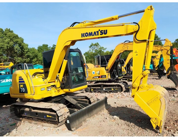 2022 Komatsu PC70-8 - Crawler excavator: picture 3 2022 Komatsu PC70-8 - Crawler excavator: picture 3