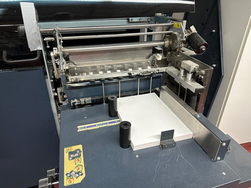 CP Bourg BB 3002 | 2.6Mio - Binding machine: picture 3 CP Bourg BB 3002 | 2.6Mio - Binding machine: picture 3