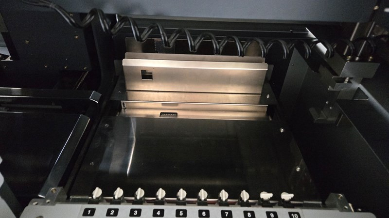 Horizon HT-30 C | 2012 | 4,7 Mio - Paper cutting machine: picture 3 Horizon HT-30 C | 2012 | 4,7 Mio - Paper cutting machine: picture 3