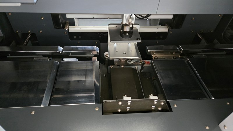 Horizon HT-30 C | 2012 | 4,7 Mio - Paper cutting machine: picture 4 Horizon HT-30 C | 2012 | 4,7 Mio - Paper cutting machine: picture 4