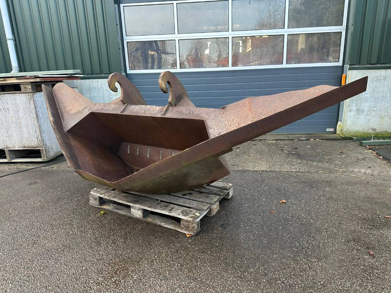 CW30 taludbak / V bucket / vleugelbak / slope buck - Bucket for Construction machinery: picture 3 CW30 taludbak / V bucket / vleugelbak / slope buck - Bucket for Construction machinery: picture 3