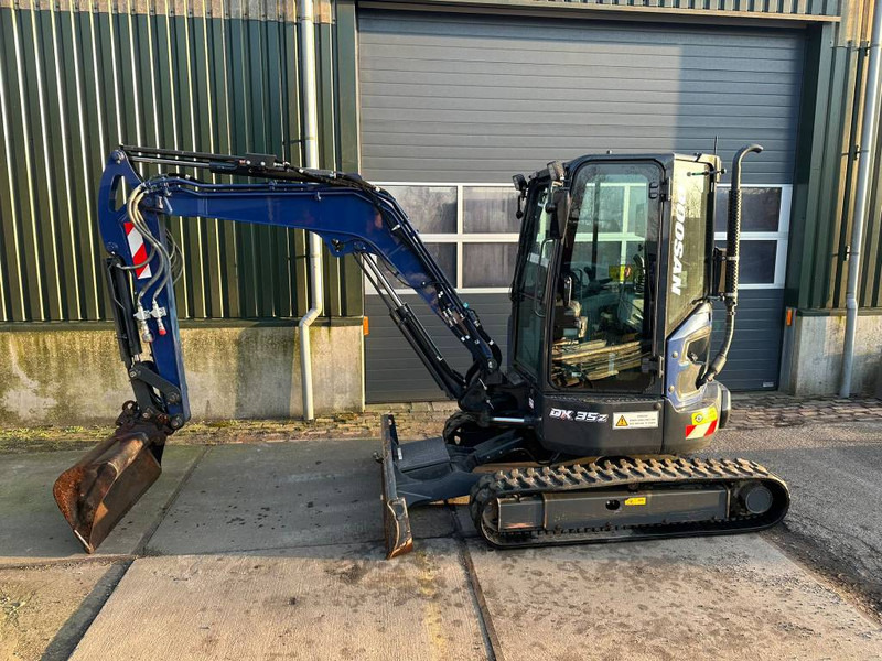 Doosan DX 35 Z - Like new! - Mini excavator: picture 1 Doosan DX 35 Z - Like new! - Mini excavator: picture 1