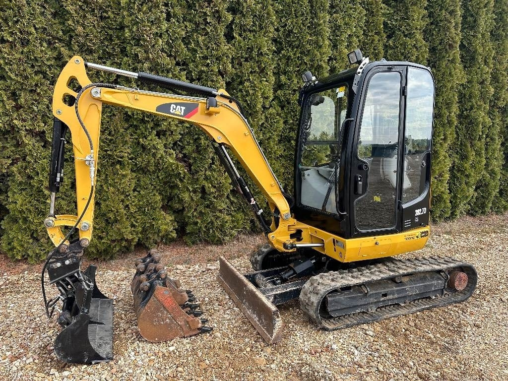 CAT 302.7 D CR - Mini excavator: picture 1 CAT 302.7 D CR - Mini excavator: picture 1