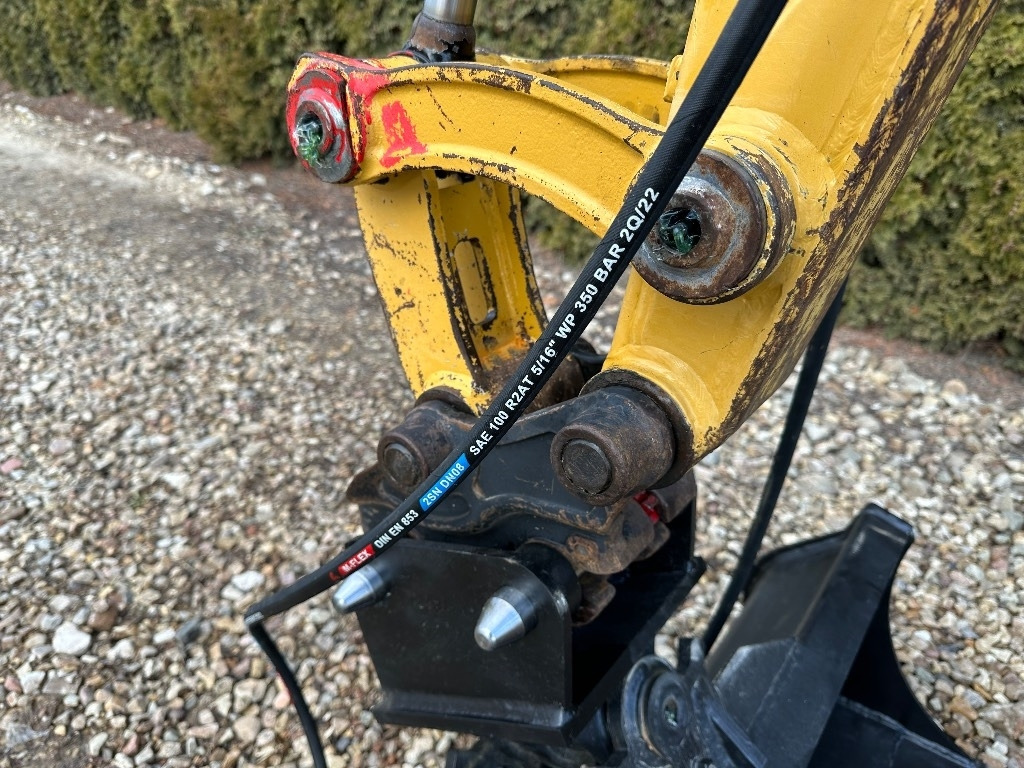 Mini excavator CAT 302.7D CR: picture 13