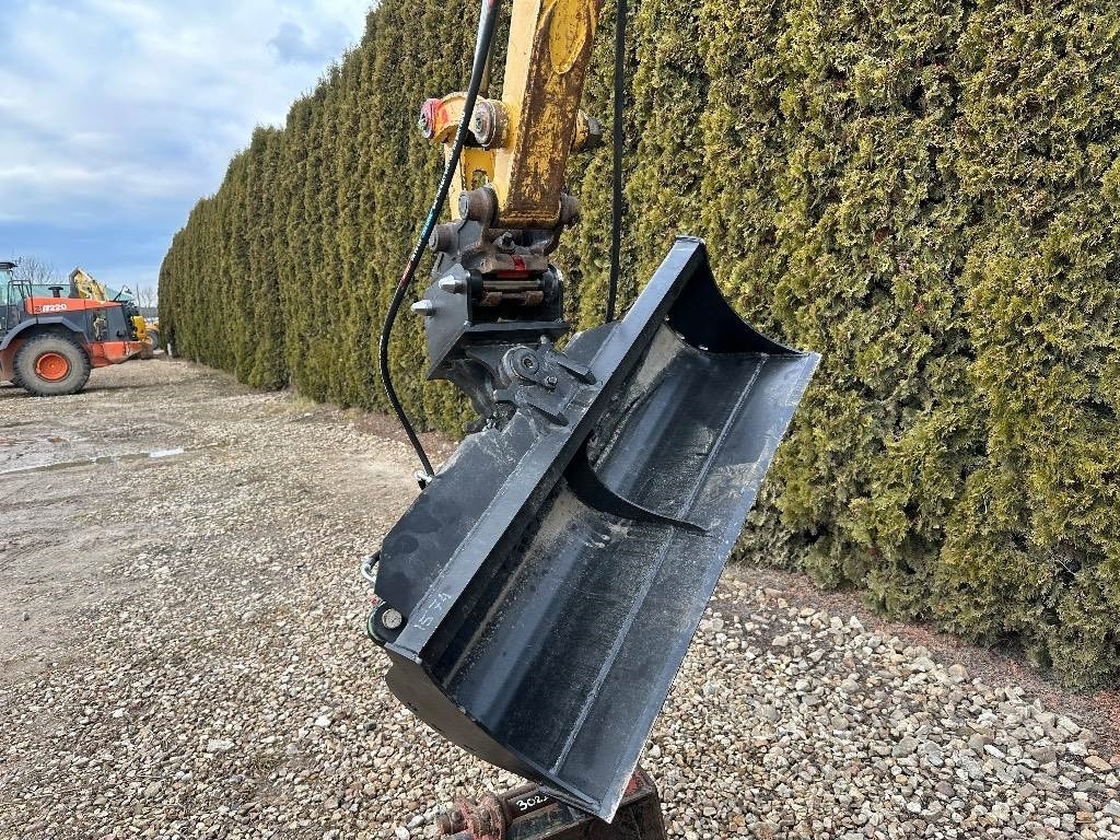 Mini excavator CAT 302.7D CR: picture 14