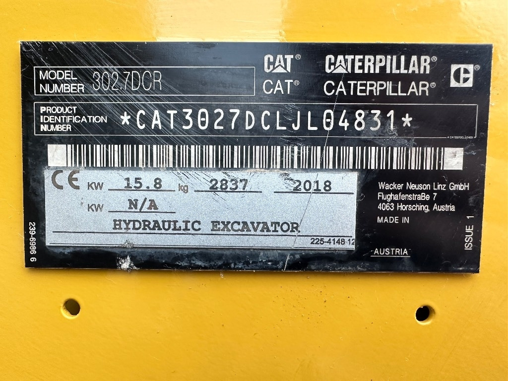Mini excavator CAT 302.7D CR: picture 24