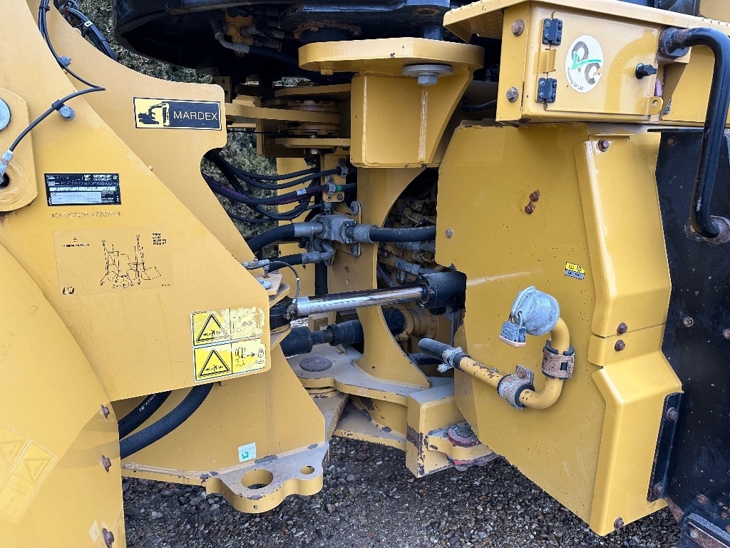 Wheel loader CAT 972 M: picture 17