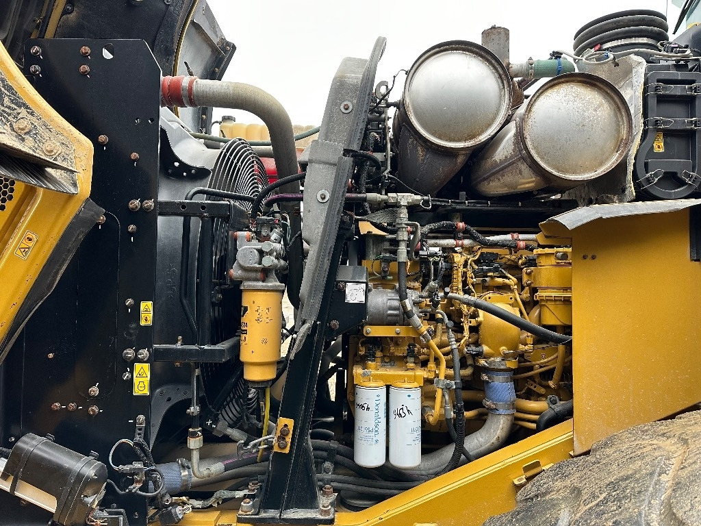 Wheel loader CAT 972 M: picture 16