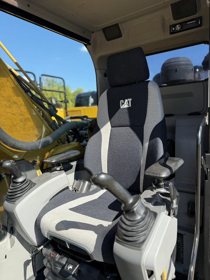 Crawler excavator CATERPILLAR 336 FL: picture 34