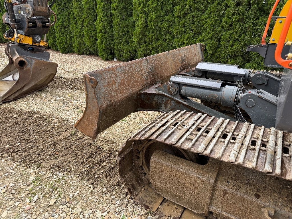 Crawler excavator Volvo ECR 235 EL: picture 20