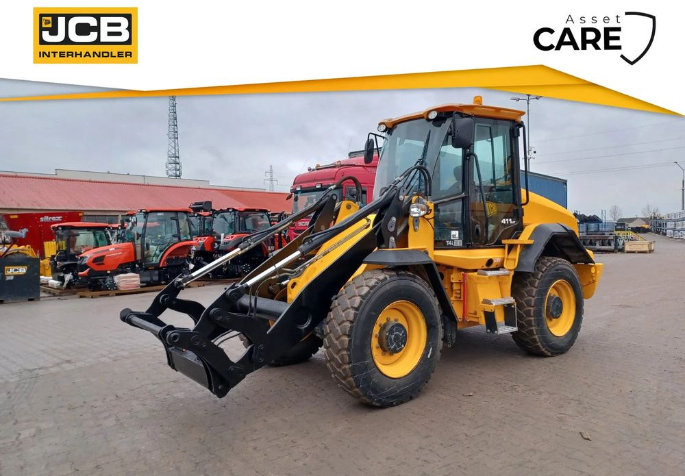 Wheel loader JCB 411: picture 1