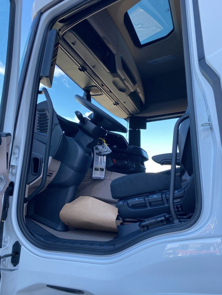 DAF XG 480 FT/ Camera - Tractor unit: picture 5 DAF XG 480 FT/ Camera - Tractor unit: picture 5