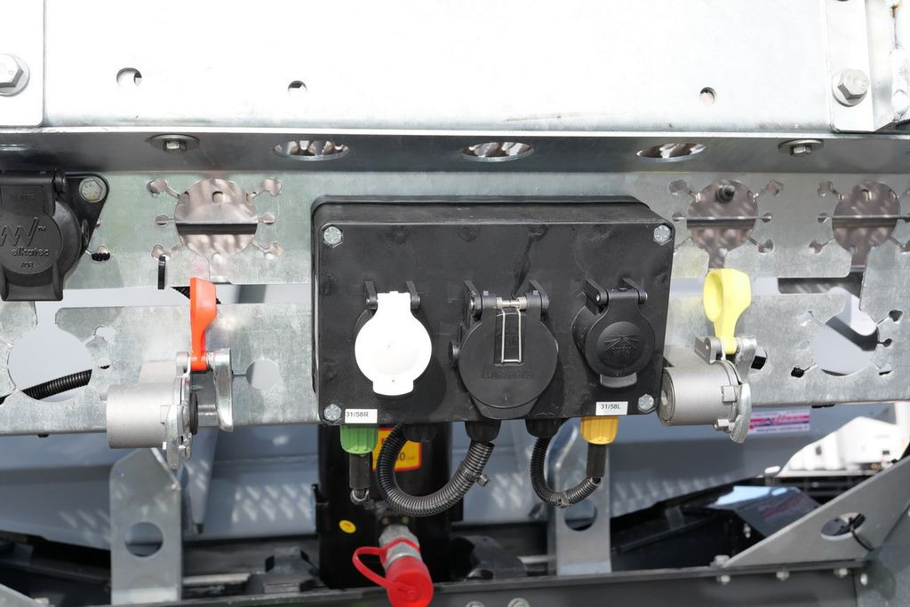 New Tipper semi-trailer Schwarzmüller HARDOX MULDE / HEAVY DUTY /25 m³ 5 mm 6x4 Schwarzmüller HARDOX MULDE / HEAVY DUTY /25 m³ 5 mm 6x4: picture 10 New Tipper semi-trailer Schwarzmüller HARDOX MULDE / HEAVY DUTY /25 m³ 5 mm 6x4 Schwarzmüller HARDOX MULDE / HEAVY DUTY /25 m³ 5 mm 6x4: picture 10