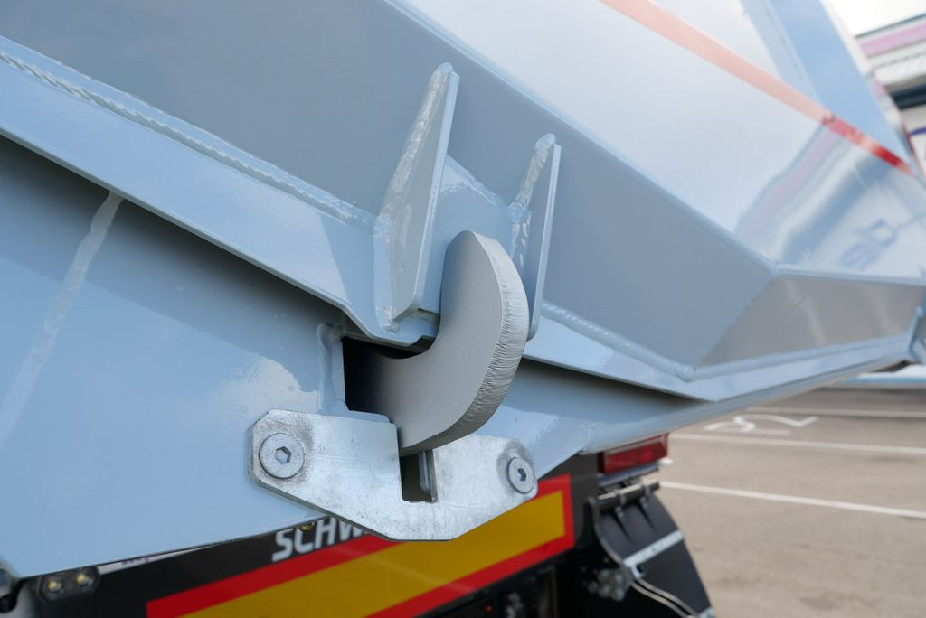 New Tipper semi-trailer Schwarzmüller HARDOX MULDE / HEAVY DUTY /25 m³ 5 mm 6x4 Schwarzmüller HARDOX MULDE / HEAVY DUTY /25 m³ 5 mm 6x4: picture 15 New Tipper semi-trailer Schwarzmüller HARDOX MULDE / HEAVY DUTY /25 m³ 5 mm 6x4 Schwarzmüller HARDOX MULDE / HEAVY DUTY /25 m³ 5 mm 6x4: picture 15
