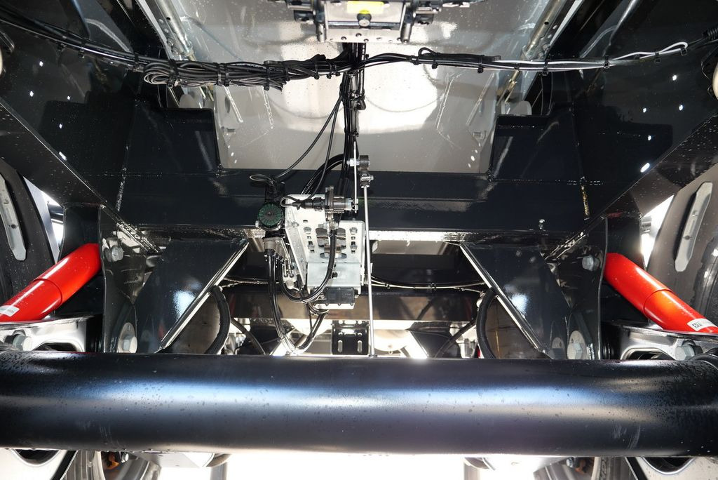 New Tipper semi-trailer Schwarzmüller HARDOX MULDE / HEAVY DUTY /25 m³ 5 mm 6x4 Schwarzmüller HARDOX MULDE / HEAVY DUTY /25 m³ 5 mm 6x4: picture 21 New Tipper semi-trailer Schwarzmüller HARDOX MULDE / HEAVY DUTY /25 m³ 5 mm 6x4 Schwarzmüller HARDOX MULDE / HEAVY DUTY /25 m³ 5 mm 6x4: picture 21