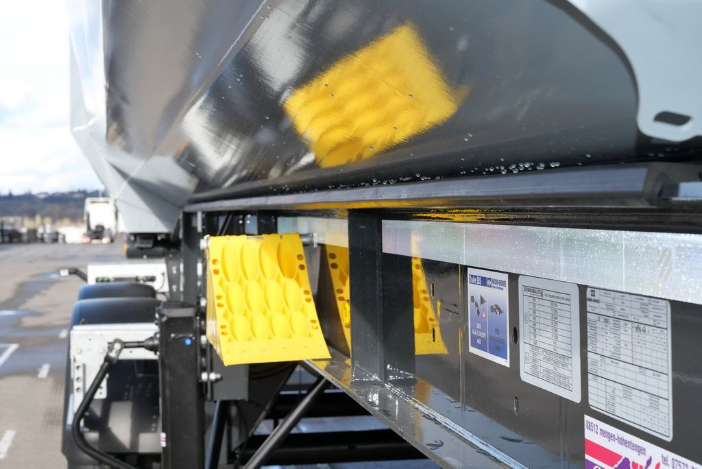 New Tipper semi-trailer Schwarzmüller HARDOX MULDE / HEAVY DUTY /25 m³ 5 mm 6x4 Schwarzmüller HARDOX MULDE / HEAVY DUTY /25 m³ 5 mm 6x4: picture 12 New Tipper semi-trailer Schwarzmüller HARDOX MULDE / HEAVY DUTY /25 m³ 5 mm 6x4 Schwarzmüller HARDOX MULDE / HEAVY DUTY /25 m³ 5 mm 6x4: picture 12