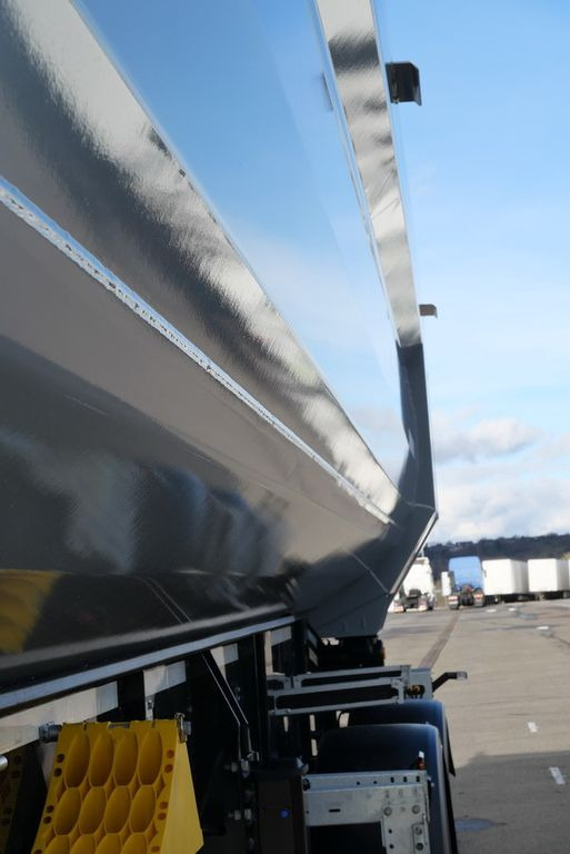 New Tipper semi-trailer Schwarzmüller HARDOX MULDE / HEAVY DUTY /25 m³ 5 mm 6x4 Schwarzmüller HARDOX MULDE / HEAVY DUTY /25 m³ 5 mm 6x4: picture 18 New Tipper semi-trailer Schwarzmüller HARDOX MULDE / HEAVY DUTY /25 m³ 5 mm 6x4 Schwarzmüller HARDOX MULDE / HEAVY DUTY /25 m³ 5 mm 6x4: picture 18