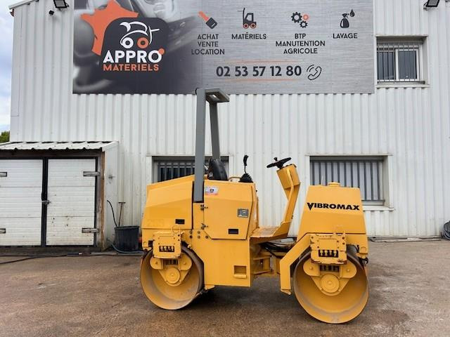JCB VIBROMAX W255 2 BILLES - Road roller: picture 1 JCB VIBROMAX W255 2 BILLES - Road roller: picture 1