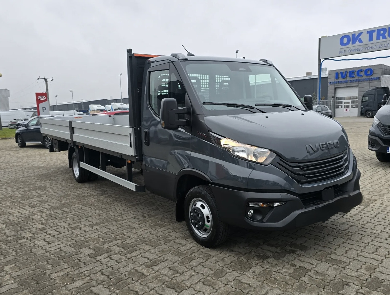 Iveco Daily 50C18 Pritsche 6.1 m - Flatbed van: picture 1 Iveco Daily 50C18 Pritsche 6.1 m - Flatbed van: picture 1