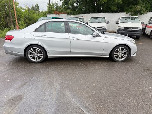 Mercedes-Benz E 300 E -Klasse Lim. E 300 BlueTec - Sedan: picture 5 Mercedes-Benz E 300 E -Klasse Lim. E 300 BlueTec - Sedan: picture 5