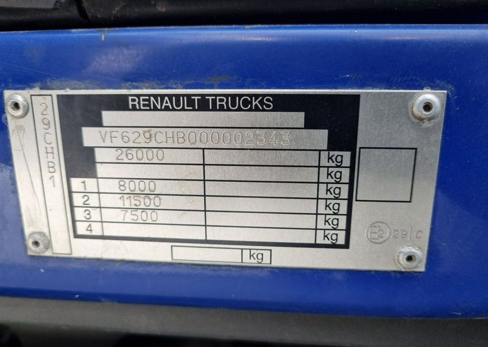 Garbage truck Renault D26: picture 10