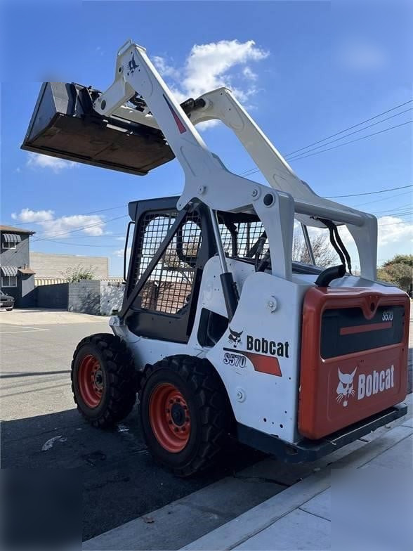 BOBCAT S590 - Skid steer loader: picture 2 BOBCAT S590 - Skid steer loader: picture 2