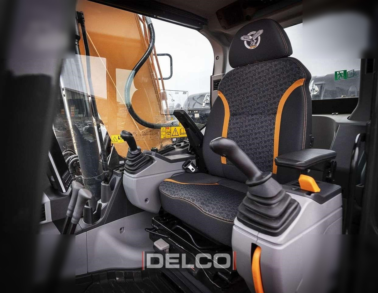 New Crawler excavator CASE CX220C LC: picture 8