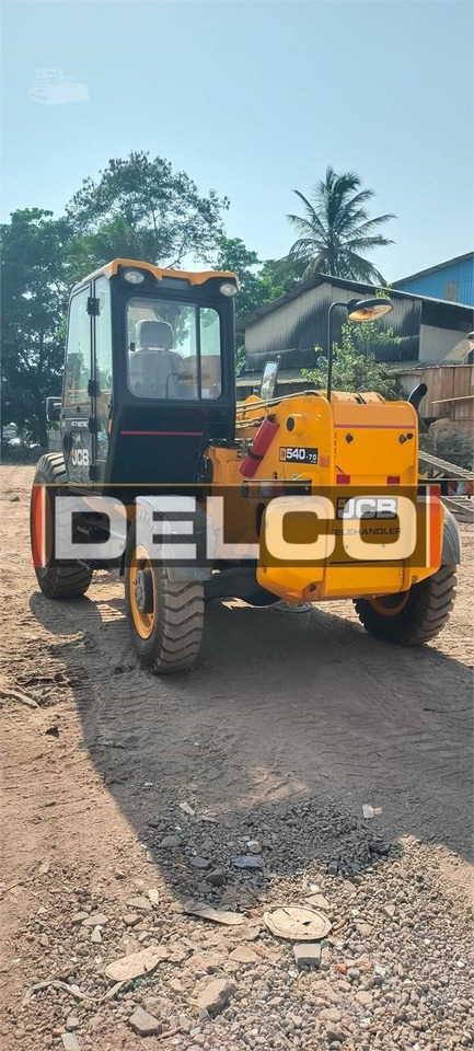 New Telescopic handler JCB 540-70: picture 10