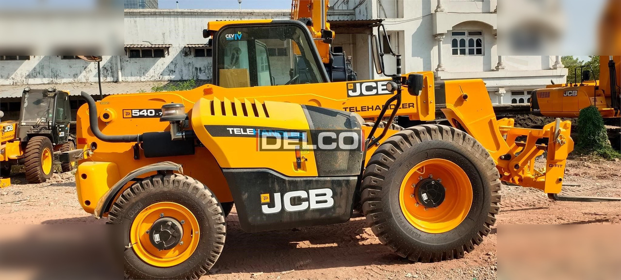 New Telescopic handler JCB 540-70: picture 13