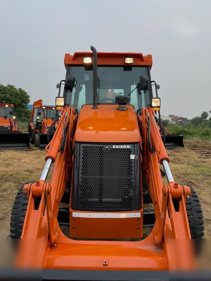 TATA HITACHI SHINRAI PRIME - Backhoe loader: picture 3 TATA HITACHI SHINRAI PRIME - Backhoe loader: picture 3