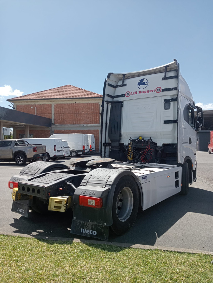 IVECO SWAY 510CV - Tractor unit: picture 3 IVECO SWAY 510CV - Tractor unit: picture 3