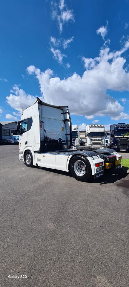SCANIA R500 A4X2LA - Tractor unit: picture 4 SCANIA R500 A4X2LA - Tractor unit: picture 4