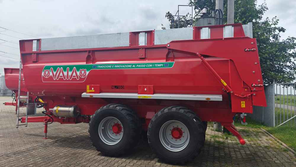 VAIA NL160 (2 axle trailer) - Hay and forage equipment: picture 1 VAIA NL160 (2 axle trailer) - Hay and forage equipment: picture 1