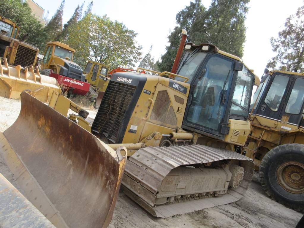 CAT D5K - Bulldozer: picture 1 CAT D5K - Bulldozer: picture 1