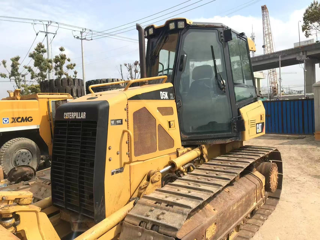CAT D5K - Bulldozer: picture 4 CAT D5K - Bulldozer: picture 4