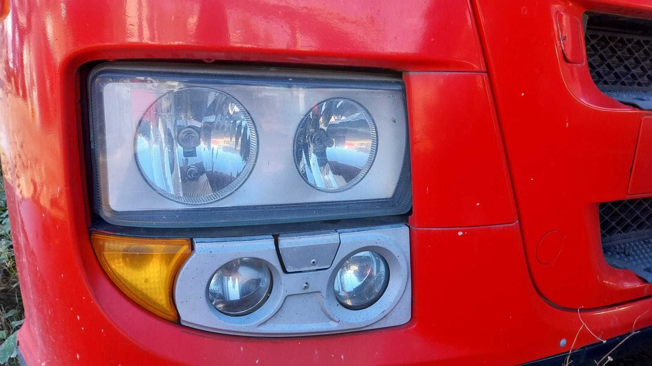 Lampa przednia prawa do Iveco Stralis 500 - Headlight for Truck: picture 1 Lampa przednia prawa do Iveco Stralis 500 - Headlight for Truck: picture 1